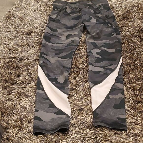 Old Navy Girls Leggings  - Picture 2 of 3